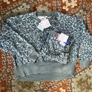 Joy Lab jogger set M bottoms L top